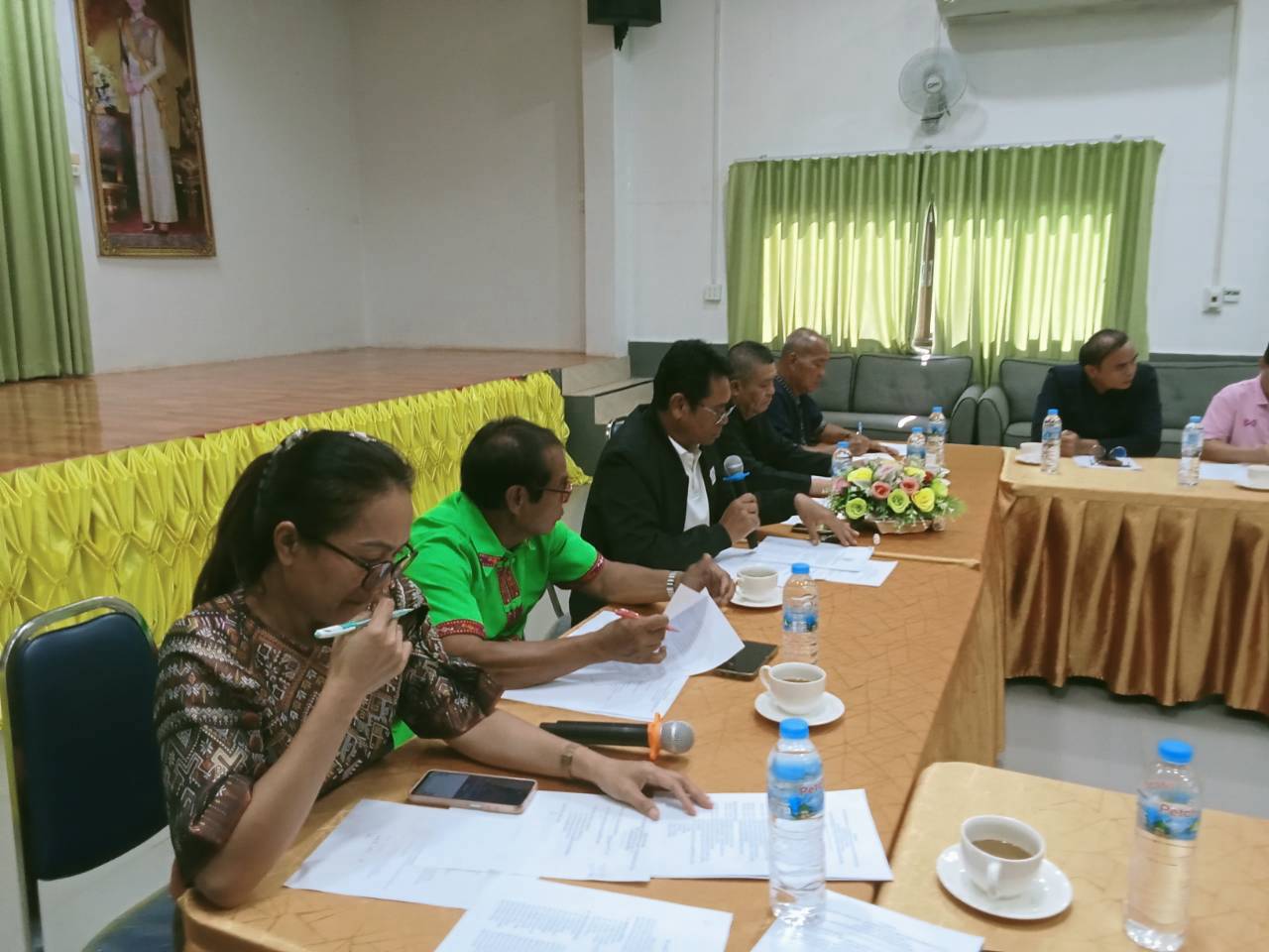 เทศบาลตำบลไค้นุ่นประชุมเจ้าหน้าที่ เตรียมความพร้อมจัดงานประเพณีแข่งขันเรือยาว  โครงการประเพณีแข่งขันเรือยาวตำบลไค้นุ่น ประจำปีงบประมาณ พ.ศ. 2570